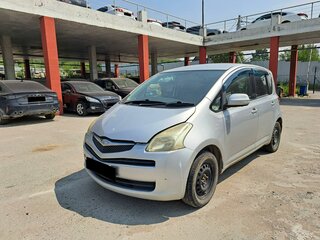 Toyota Ractis I