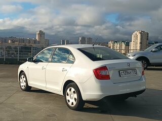 2014 Skoda Rapid I, белый, 765000 рублей, вид 5