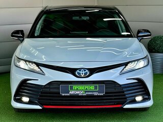 2021 Toyota Camry VIII (XV70) Рестайлинг, белый, 3129000 рублей, вид 2