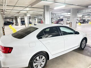 2017 Volkswagen Jetta VI Рестайлинг, белый, 1300000 рублей, вид 2
