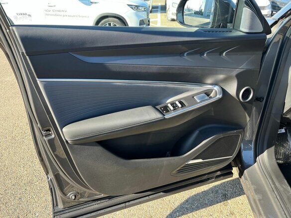 2026 Geely Cityray, серый, 3344990 рублей - вид 13