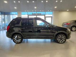 2024 Lada (ВАЗ) Granta Cross I Рестайлинг, чёрный, 1015000 рублей, вид 4