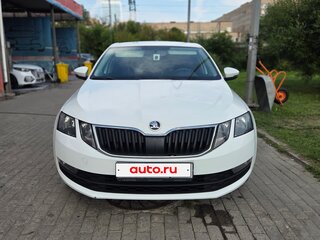 2019 Skoda Octavia III (A7) Рестайлинг, белый, 1600000 рублей, вид 1