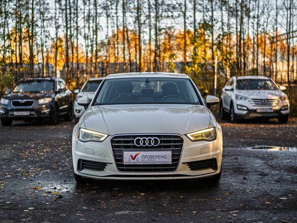 2015 Audi A3 III (8V), белый - вид 2