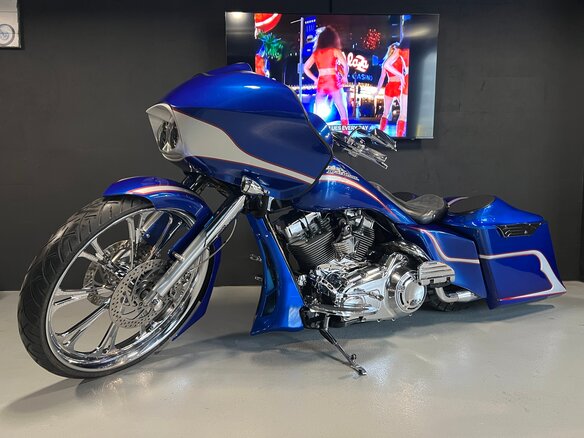 2007 Harley-Davidson Road Glide, синий, 1750000 рублей - вид 2