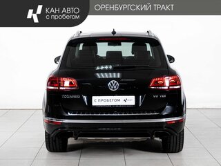 2016 Volkswagen Touareg II Рестайлинг, чёрный, 3060000 рублей, вид 4