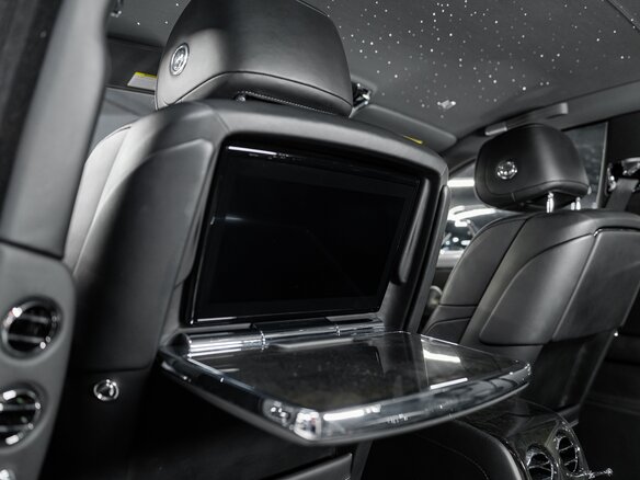 2019 Rolls-Royce Phantom VIII (Series I), белый, 37000000 рублей - вид 25