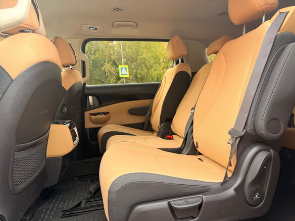 2021 Kia Carnival IV, чёрный, 2999999 рублей - вид 25