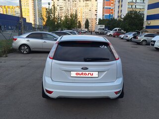 2010 Ford Focus II Рестайлинг, белый, 490000 рублей, вид 2