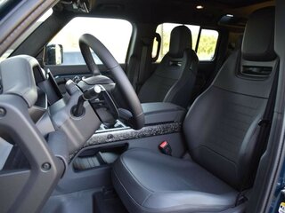 2026 Land Rover Defender Octa II, синий, 29150000 рублей, вид 4