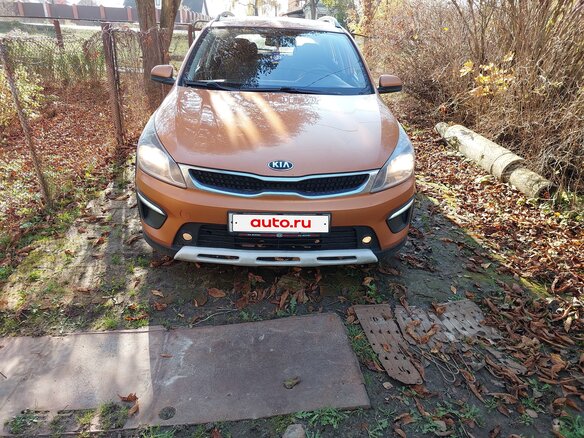 2018 Kia Rio X-Line IV, оранжевый, 1200000 рублей