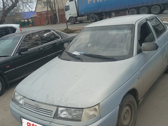 2004 Lada (ВАЗ) 2110, серебристый, 175000 рублей