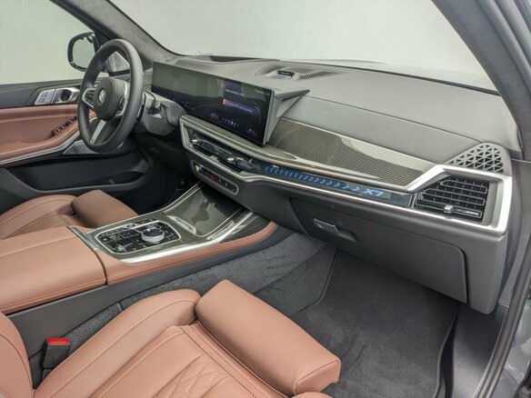 2026 BMW X7 40d I (G07) Рестайлинг, серый, 19250000 рублей - вид 8
