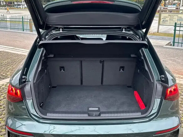 2021 Audi A3 Sportback 35 TFSI IV (8Y), зелёный, 2100000 рублей - вид 20