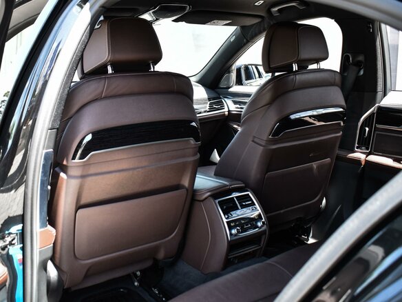 2019 BMW 7 серии 730i VI (G11/G12) Рестайлинг, чёрный, 5200000 рублей - вид 10