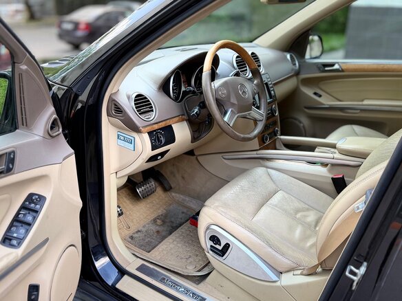 2008 Mercedes-Benz GL-Класс 500 I (X164), чёрный, 1250000 рублей - вид 8