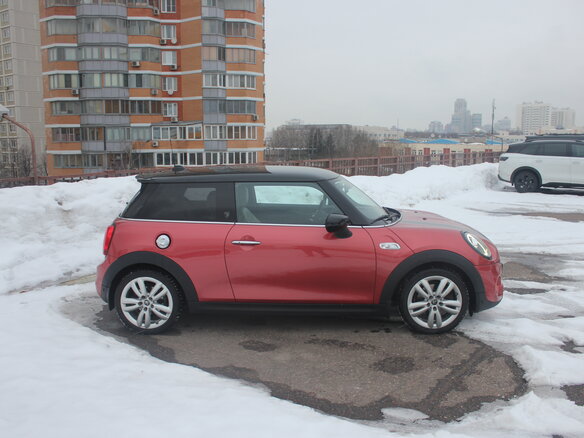 2020 Mini Hatch Cooper S III (F55/F56) Рестайлинг, красный, 2200000 рублей - вид 10
