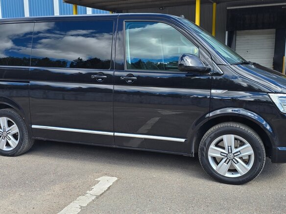 2019 Volkswagen Multivan T6, чёрный, 4200000 рублей - вид 3