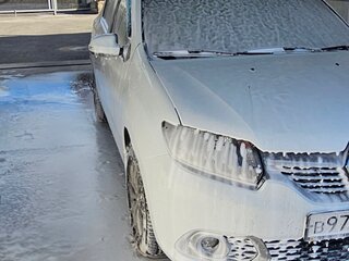 2017 Renault Sandero II, белый, 1000000 рублей, вид 3