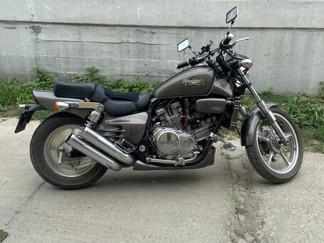1994 Honda Magna, серый, 440000 рублей, вид 1