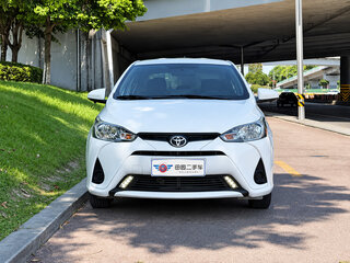 2022 Toyota Yaris L XP150 Рестайлинг, белый, 2250000 рублей, вид 1