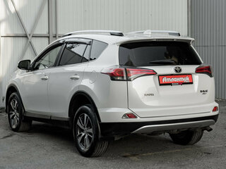 2016 Toyota RAV4 IV (XA40) Рестайлинг, белый, 1995000 рублей, вид 4