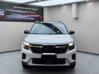2023 Kia Seltos I Рестайлинг, белый, 1990000 рублей, вид 2