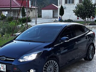 2013 Ford Focus III, синий, 910000 рублей, вид 1
