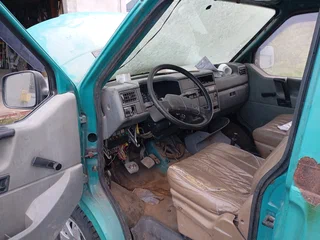 1991 Volkswagen Transporter T4, зелёный, 350000 рублей, вид 5