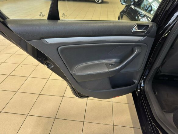 2008 Volkswagen Jetta V, чёрный, 745000 рублей - вид 14