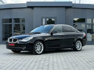 2008 BMW 5 серии 520d V (E60/E61) Рестайлинг, чёрный, 1350000 рублей, вид 3