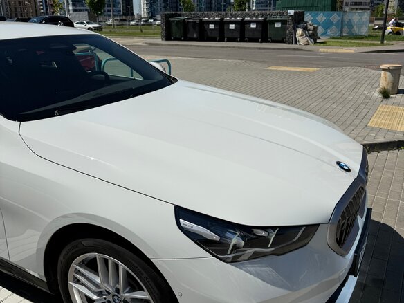 2023 BMW 5 серии 520i VIII (G60/G61/G68), белый, 5699000 рублей - вид 10