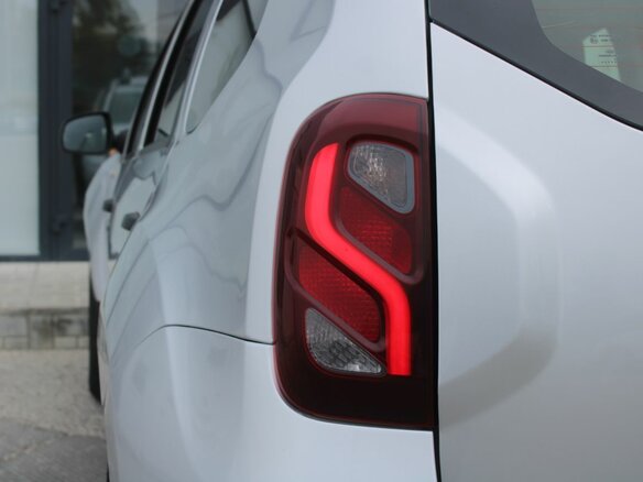 2015 Renault Duster I Рестайлинг, серый, 1250000 рублей - вид 9