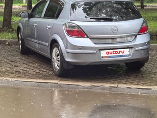2008 Opel Astra H Рестайлинг, серебристый, 560000 рублей, вид 3