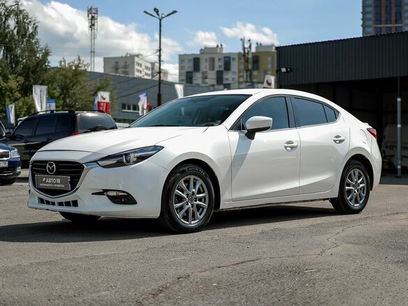 2016 Mazda 3 III (BM) Рестайлинг, белый - вид 1