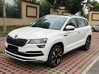 2023 Skoda Karoq I Рестайлинг, белый, 2150208 рублей, вид 1