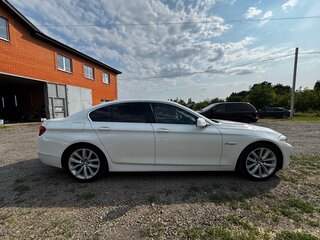 2012 BMW 5 серии 528i xDrive VI (F10/F11/F07), белый, 1850000 рублей, вид 3