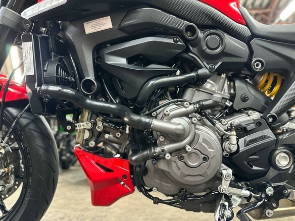 2021 Ducati Monster 937, красный, 1080000 рублей - вид 18