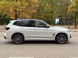 2024 BMW X3 30i xDrive III (G01) Рестайлинг, белый, 5950000 рублей, вид 4