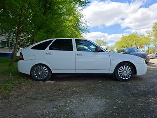 2010 Lada (ВАЗ) Priora I, белый, 225000 рублей, вид 2