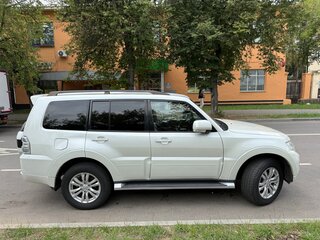2015 Mitsubishi Pajero IV Рестайлинг 2, белый, 2599999 рублей, вид 5