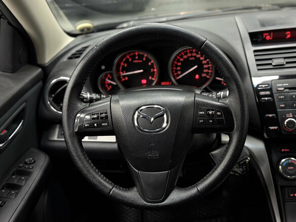 2012 Mazda 6 II (GH) Рестайлинг, чёрный, 999000 рублей - вид 13