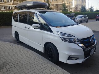 2018 Nissan Serena V (C27), белый, 2120000 рублей, вид 3