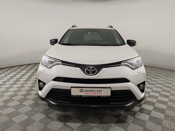 2019 Toyota RAV4 IV (XA40) Рестайлинг, белый - вид 1