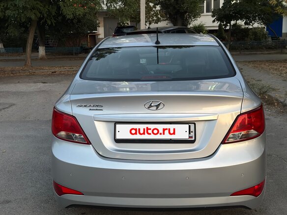 2016 Hyundai Solaris I Рестайлинг, серебристый, 1280000 рублей - вид 3