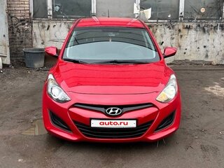 2012 Hyundai i30 II, красный, 950000 рублей, вид 2