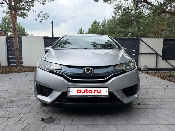 2014 Honda Fit III, серебристый, 850000 рублей - вид 2