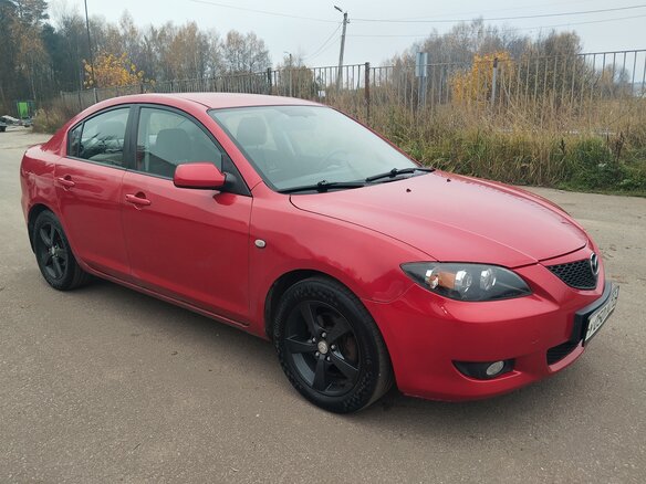 2004 Mazda 3 I (BK), красный, 515000 рублей - вид 1