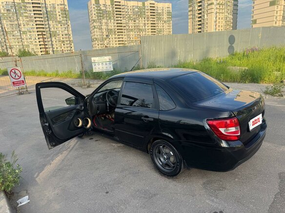 2019 Lada (ВАЗ) Granta I Рестайлинг, чёрный, 480000 рублей - вид 4