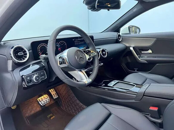2023 Mercedes-Benz A-Класс 180 Long IV (W177) Рестайлинг, белый, 1600000 рублей - вид 5